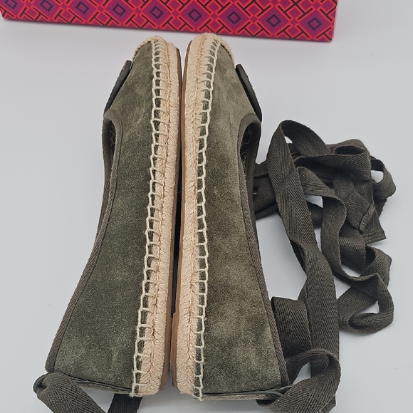 Pre- Loved Authentic Tory Burch Olive Green Espadrille Flats - Picture 10 of 14